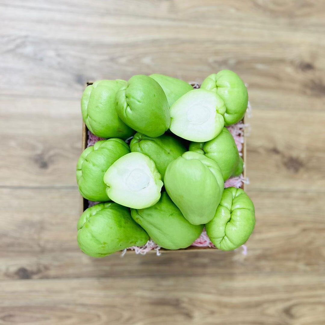 Fresh Chayote Squash Box Squashes & Gourds Tropical Fruit Box Regular (8 Pounds) 