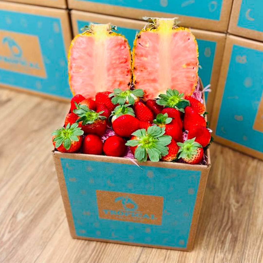 Strawberry Pinkglow™ Double Delight Box Tropical Fruit Box 